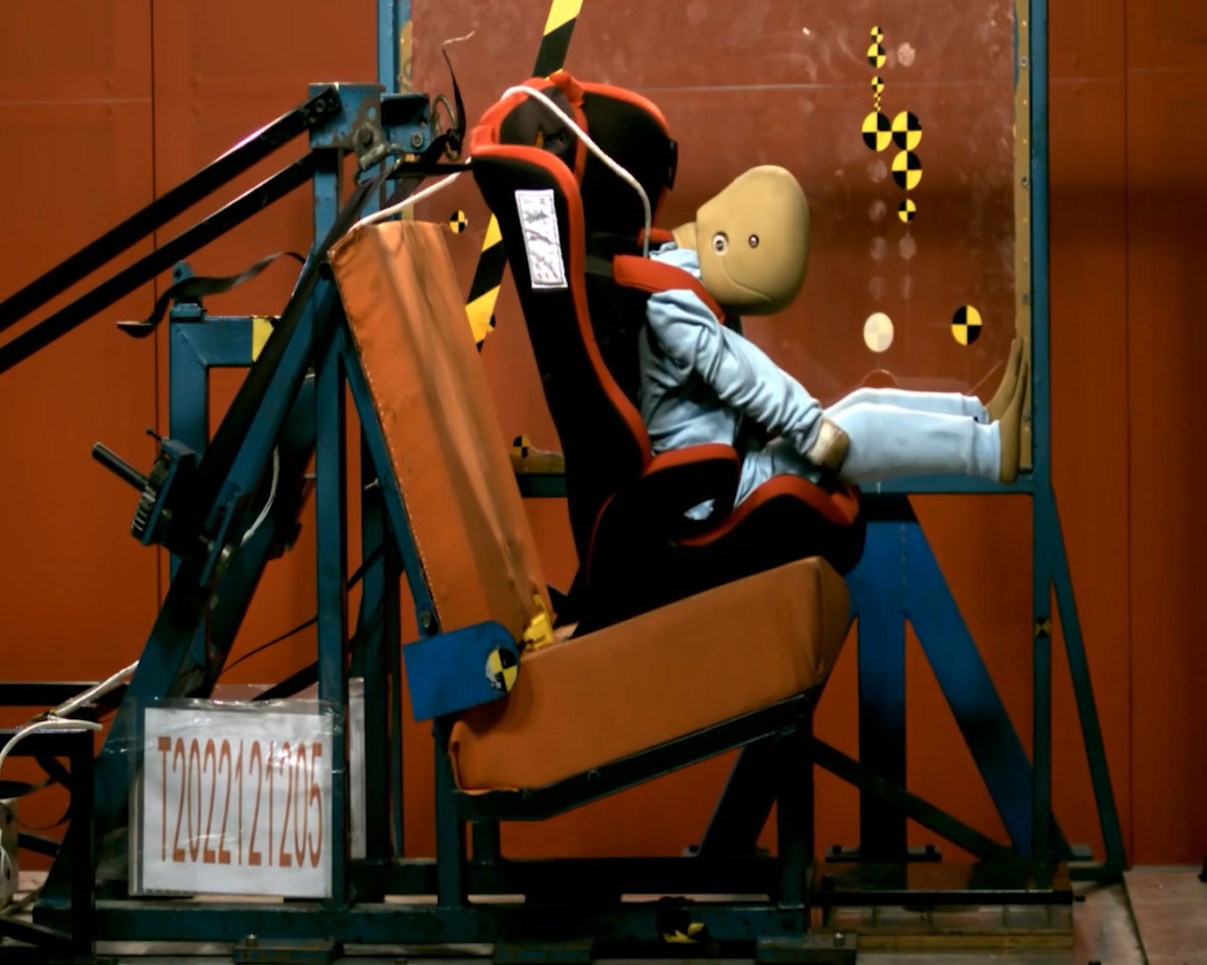 臺車碰撞測試觀測 臺車碰撞測試觀測